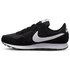 Nike MD Valiant GS running shoes