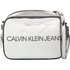Calvin klein Kurirväska Sculpted Camera Bag Silver Kroppsdräkt