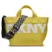 DKNY Brady Small stofpose