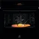 Electrolux EOB8S39H SteamBoost 800 70L Multifunktionsugn